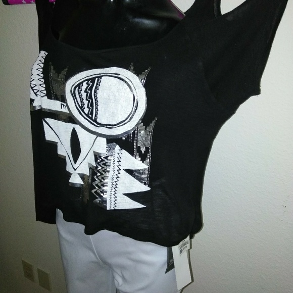 Bundle - Picture 2 of 5